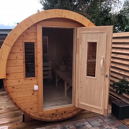 Camping Domaine Les Nids Du Sanchey