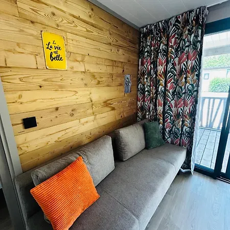 Domaine Les Nids Du Lac Campsite 4*