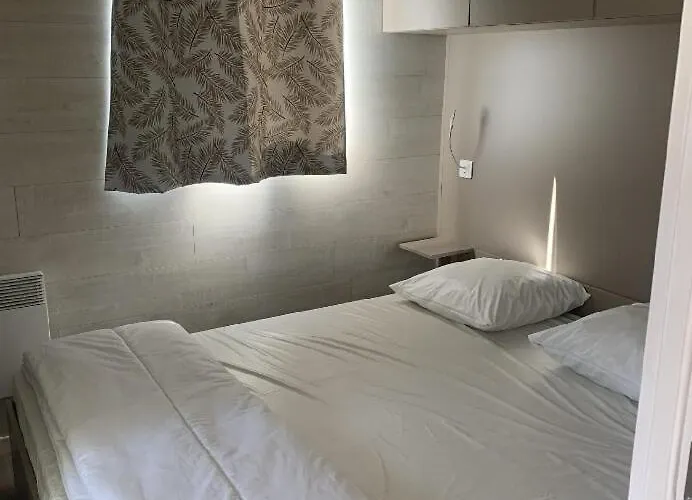 Domaine Les Nids Du Kemp 4*