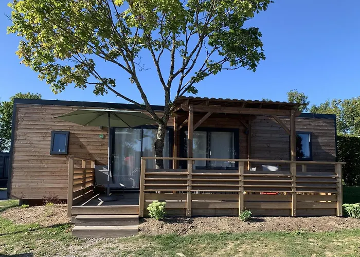 Domaine Les Nids Du 4* Sanchey